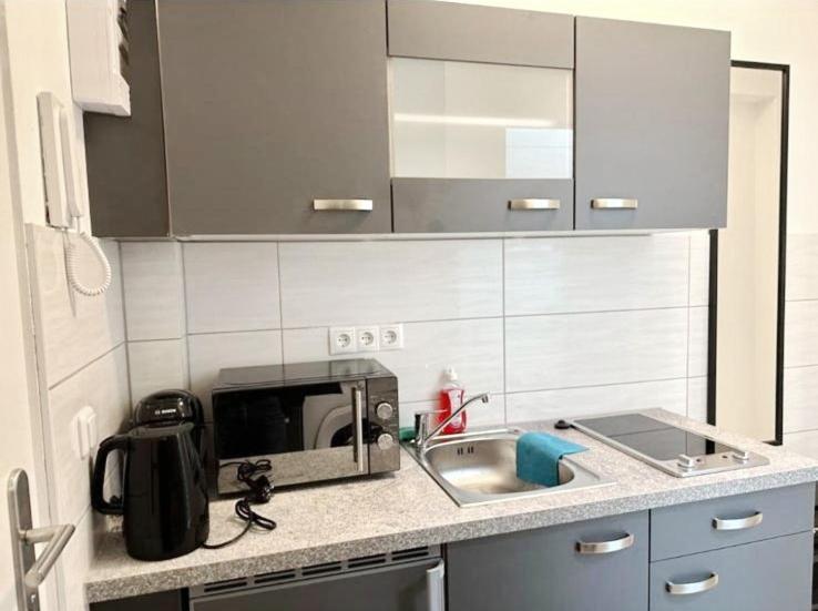 Cozy In Ottakiring Area Apartament